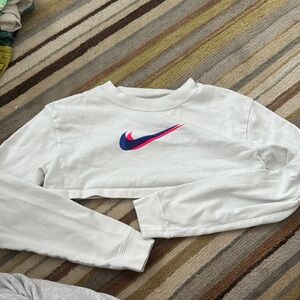 White Super Cropped Nike long sleeve shirt - like new!